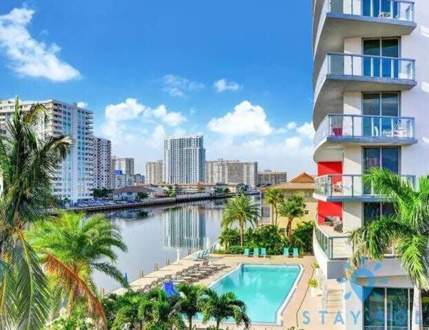 Infinite View With Balcony,Pool Plus Near Beach شاطئ هالانديل المظهر الخارجي الصورة